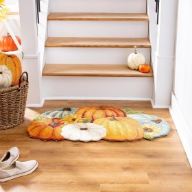 Rugs & Doormats Hooked Rugs | Plow & Hearth Indoor/Outdoor Shaped Pumpkin Hooked Polypropylene Accent Rug 24"X42"