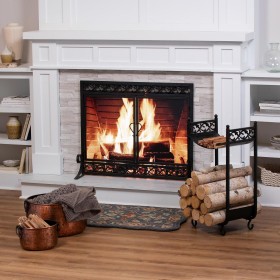  Parascintille per camini con ante | Parascintille per camini con ante in ghisa con volute Plow & Hearth