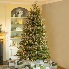  Illuminazione di alberi e ghirlande illuminate | Albero di Natale Plow & Hearth in abete del Sussex da 7'3" con LED bianchi caldi e che cambiano colore