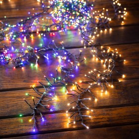  Catena luminosa | Catena luminosa elettrica per interni/esterni Plow & Hearth con 1000 LED multicolori; 73''L