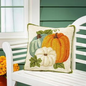  Cuscini da esterno per la vita all'aria aperta | Cuscino da esterno a forma di zucca con gancio in polipropilene per interni/esterni Plow & Hearth 18"X18"