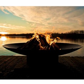 アウトドアリビング用ファイヤーピット | Plow & Hearth アメリカ製ハンドクラフト アジアンアウトドアファイヤーピット