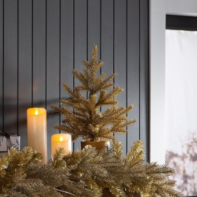  Belysning av opplyste trær og girlandere | Plow & Hearth Newport glittergirlander for innendørs/utendørs bruk