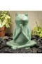  Estatuas de jardín para exteriores | Estatua de rana verde rezando de Plow & Hearth, 28 cm de alto