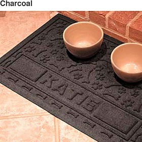  Productos para mascotas para interiores | Alfombra personalizada Waterhog® de Plow & Hearth