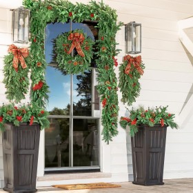  Iluminación de árboles y guirnaldas iluminadas | Plow & Hearth Holiday Woodland Evergreens, caja de 7 lb