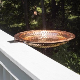  Baños para pájaros para exteriores | Baño para pájaros pequeño de cobre para terraza de Plow & Hearth