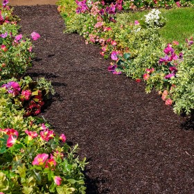  Cercas y bordes para jardín al aire libre | Camino de caucho reciclado con mantillo permanente de Plow & Hearth