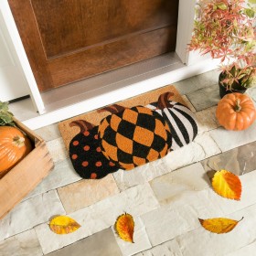  Alfombras y felpudos | Felpudos de fibra de coco con forma de calabaza y diseño de arado y hogar