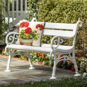  Outdoor Living Outdoor-Wurfkissen | Plow & Hearth Indoor/Outdoor Geranium Haken-Wurfkissen aus Polypropylen