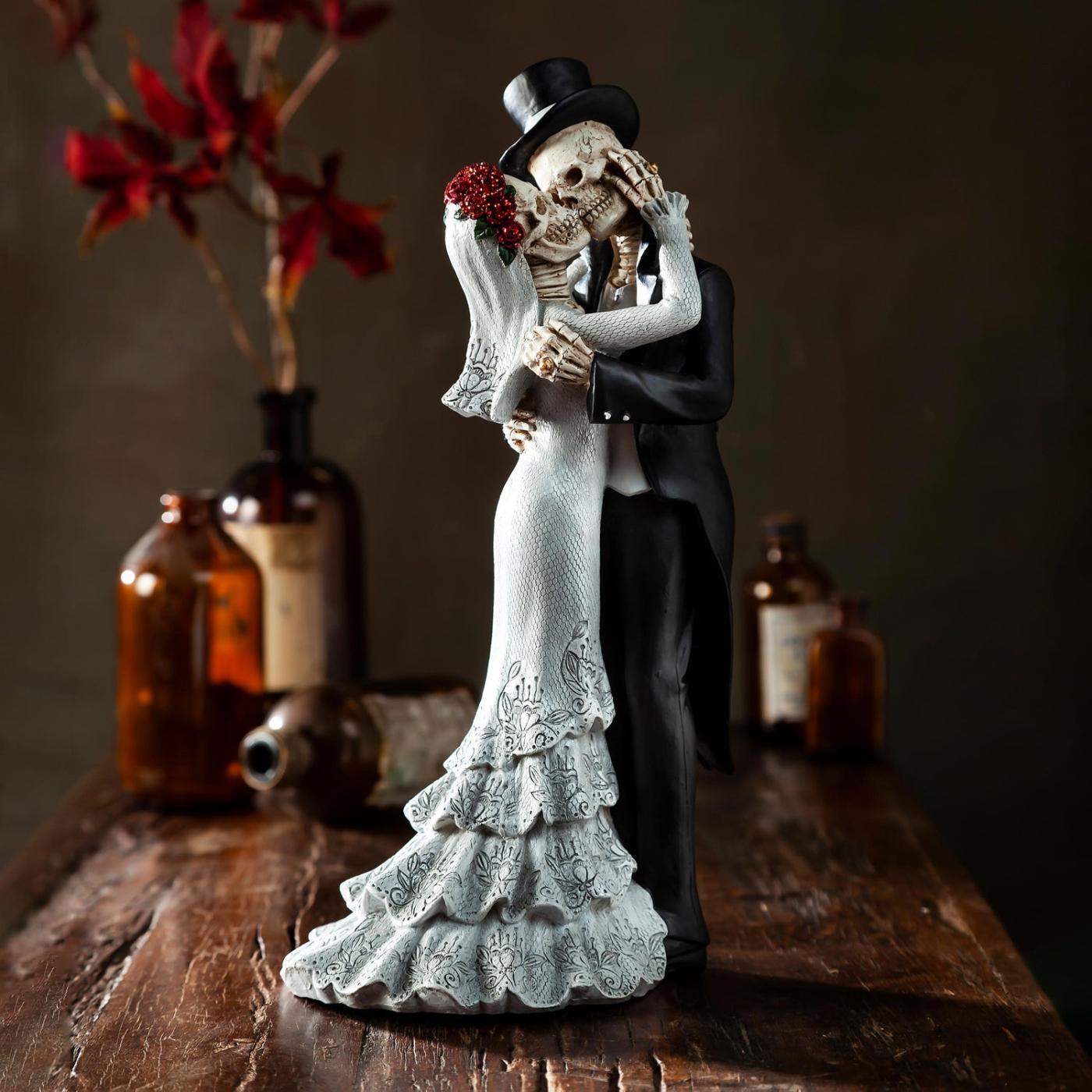  Dekorativní doplňky do interiéru | Pluh a krb 12,75" pryskyřičná kostra pro páry na stůl